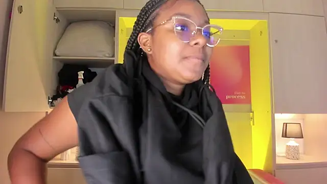 tamaraa smiith online show from 03.15.26