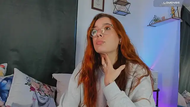 Manuela monroe online show from 09.27.25