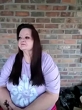 Snapshot of Bayou_Woman68 chatting on 11.06.25 Bayou Woman68 online show from 11.06.25