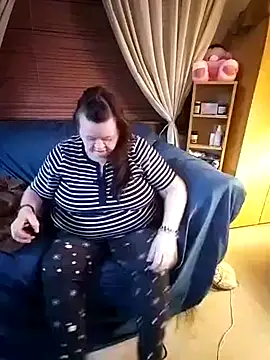 Snapshot of Bayou_Woman68 chatting on 11.16.25 Bayou Woman68 online show from 11.16.25