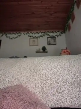 Snapshot of Milena-1 chatting on 03.16.25 Milena-1 online show from 03.16.25