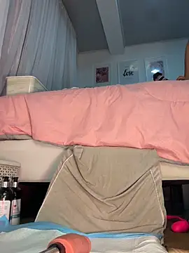 Snapshot of Milena-1 chatting on 12.01.25 Milena-1 online show from 12.01.25