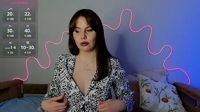 Aisha Riley online show from 02.19.25