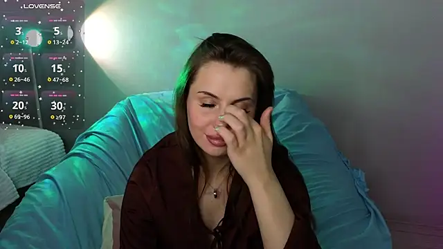 Aisha Riley online show from 09.12.25