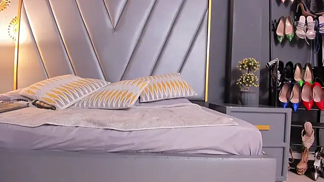 BrendaAdams  online show from 05.14.26