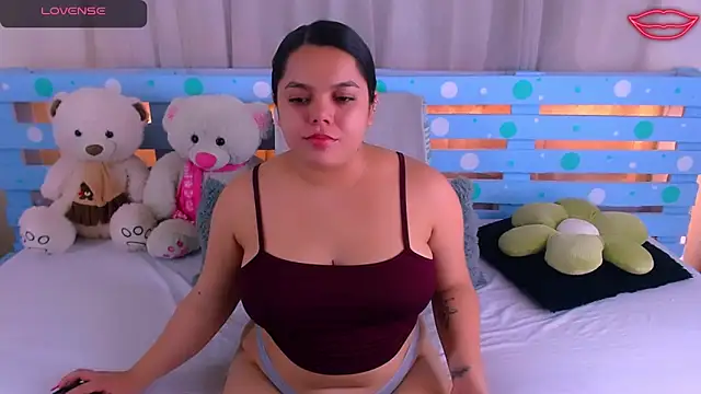 Sara-04 online show from 01.30.25