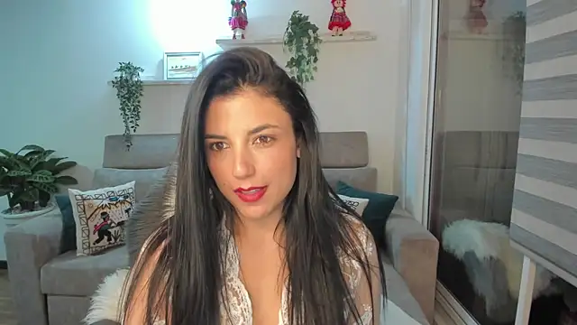 Snapshot of Arya_33 chatting on 01.15.25 Arya 33 online show from 01.15.25