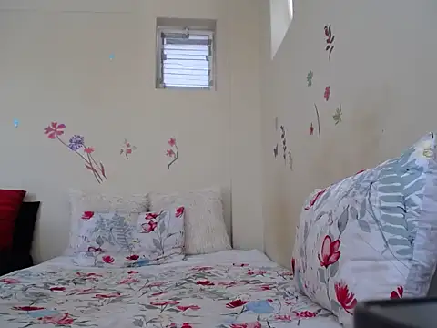 DarkBerry8 online show from 10.02.25