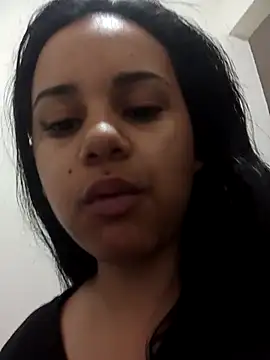 Snapshot of _Miaaleon chatting on 02.28.25 Miaaleon online show from 02.28.25