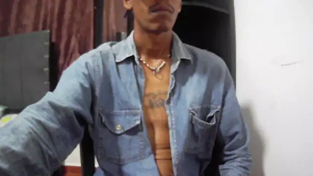 AlbertBigCock online show from 03.22.26