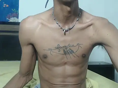 AlbertBigCock online show from 04.05.26