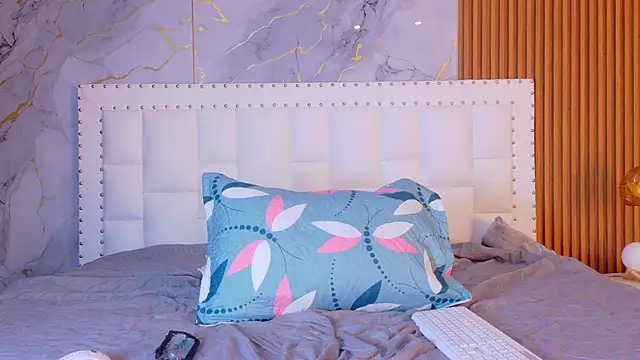 indianschoolgirl online show from 03.31.26