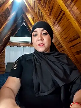 AmbarBurhan online show from 02.17.26