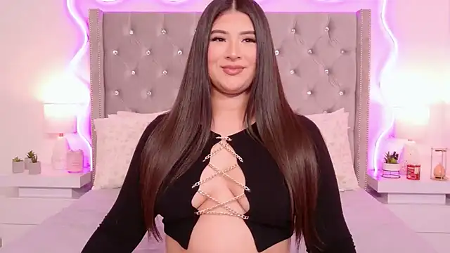 Snapshot of JuliaSUMMERS2022 chatting on 11.12.25 JuliaSUMMERS2022 online show from 11.12.25