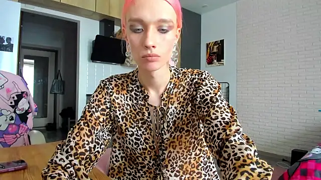 Snapshot of _Alice_Kitty chatting on 04.30.26 Alice Kitty online show from 04.30.26