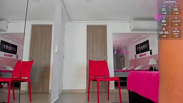 Paytonferrara online show from 02.13.25