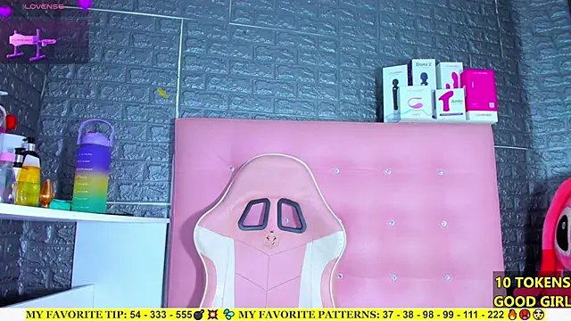 AriannaLewiis online show from 09.26.25