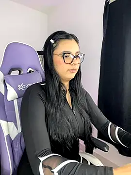 Madyson Hot online show from 11.15.25