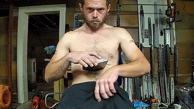 Snapshot of Bigoleslong98765 chatting on 10.11.25 Bigoleslong98765 online show from 10.11.25