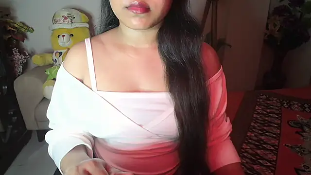 Most-Beautiful-Queen online show from 12.25.24