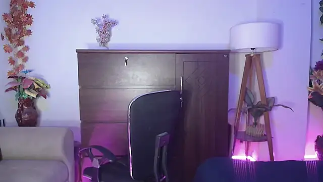 Most-Beautiful-Queen online show from 02.27.25