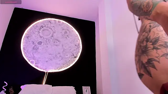 GinebraaFox  online show from 02.17.25