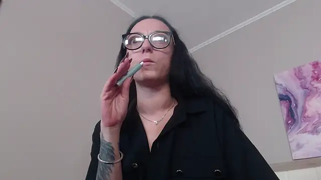 Snapshot of IzabelllNoir chatting on 07.12.26 IzabelllNoir online show from 07.12.26
