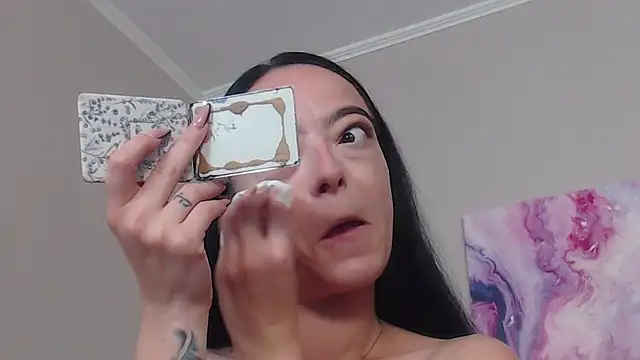 Snapshot of IzabelllNoir chatting on 07.17.26 IzabelllNoir online show from 07.17.26