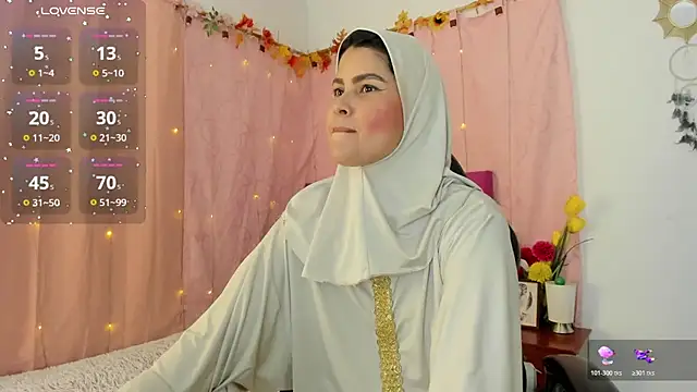 Snapshot of AishaAmin_ chatting on 02.09.26 AishaAmin online show from 02.09.26