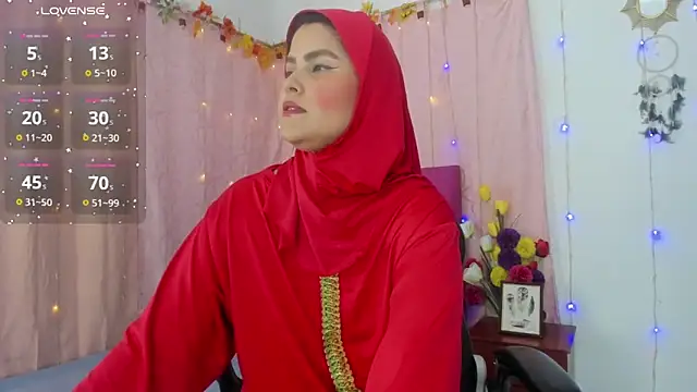 Snapshot of AishaAmin_ chatting on 02.16.26 AishaAmin online show from 02.16.26