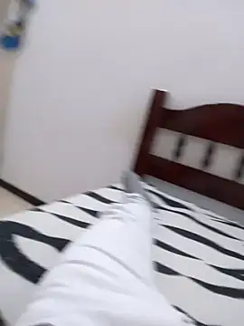 maikinhopL online show from 01.30.25