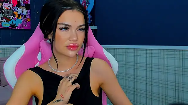 Snapshot of Angel_Sapphire_ chatting on 12.23.24 Angel Sapphire online show from 12.23.24