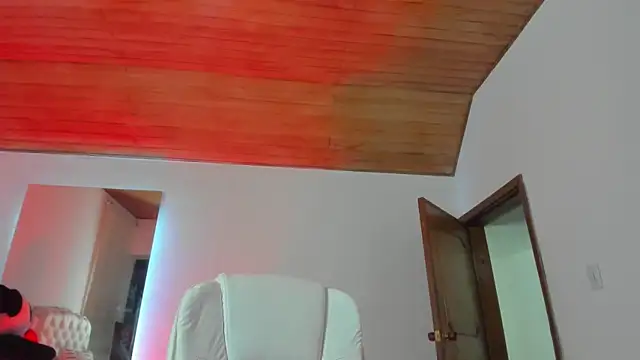 AtheneaRossi online show from 02.28.25