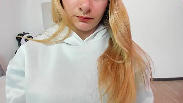 AtheneaRossi online show from 03.13.25