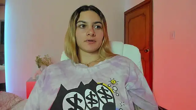 AtheneaRossi online show from 03.14.25