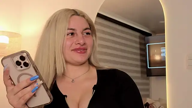 AtheneaRossi online show from 10.12.25