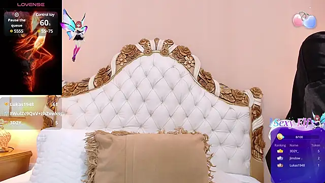 AdelinaVans online show from 02.25.25