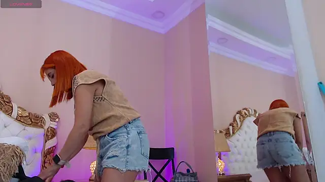 AdelinaVans online show from 10.06.25