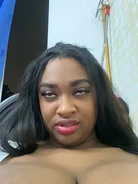 Snapshot of _MARRTINNA_ chatting on 02.16.25 MARRTINNA online show from 02.16.25