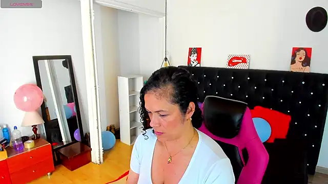 Aliciia cute1 online show from 11.06.25