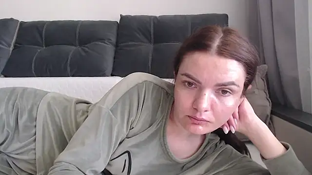 Snapshot of _JustmeHere_ chatting on 05.06.26 JustmeHere online show from 05.06.26