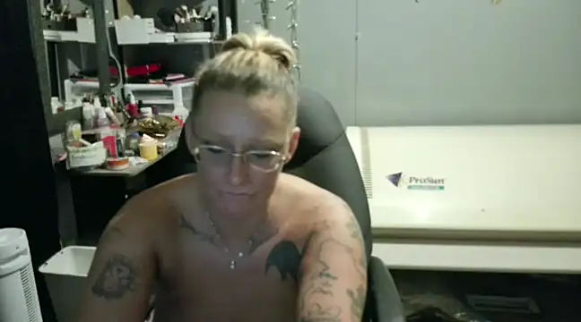 Lisalovely6981 online show from 01.09.25