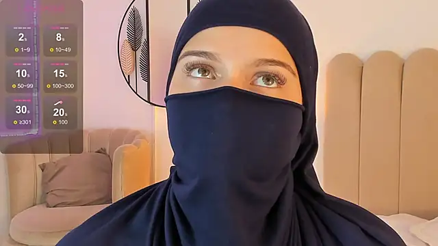 anna-henao online show from 12.21.24