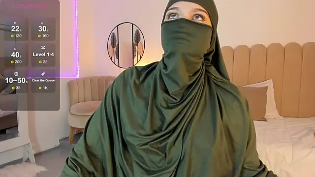 anna-henao online show from 01.17.25