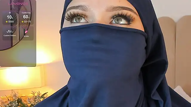 anna-henao online show from 02.25.25