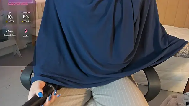 anna-henao online show from 03.04.25