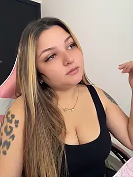 SweetPaige  online show from 05.26.26