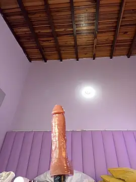 jamilaross online show from 10.05.25