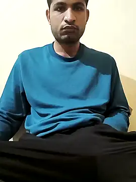 Snapshot of cuckhair chatting on 12.28.24 cuckhair online show from 12.28.24