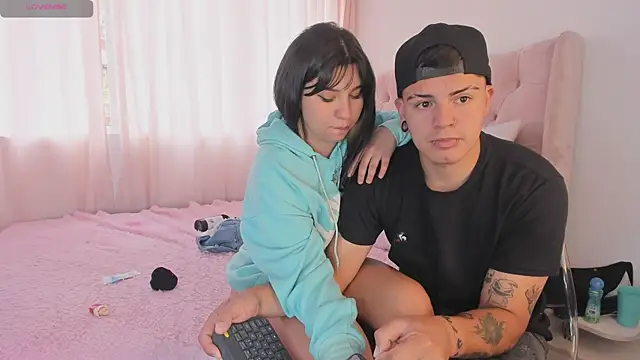 Snapshot of lucy_Bensonn chatting on 03.13.25 lucy Bensonn online show from 03.13.25